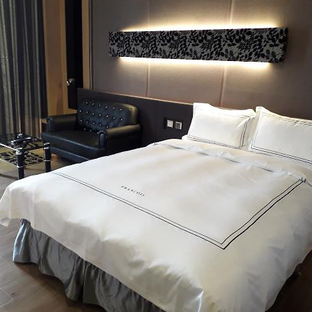 Yunlin Commerce Ryokan Tuku Kültér fotó