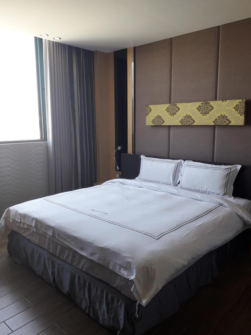 Yunlin Commerce Ryokan Tuku Kültér fotó